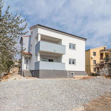 Apartments Mira プーラ エクステリア 写真
