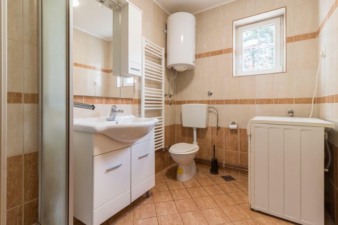 Apartments Mira プーラ エクステリア 写真