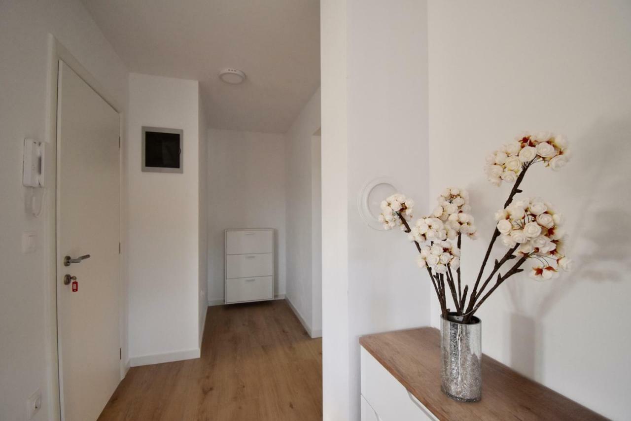 Apartments Mira プーラ エクステリア 写真