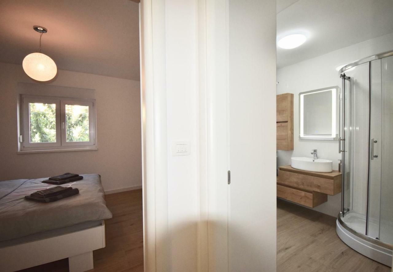 Apartments Mira プーラ エクステリア 写真